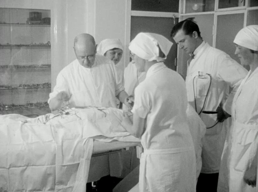 En Dag paa Dronning Louises Børnehospital 1929 Danmark på Film