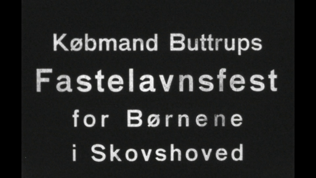 Købmand Buttrups Fastelavnsfest for Børnene i Skovshoved 00:00:00.54 - 00:02:59.81