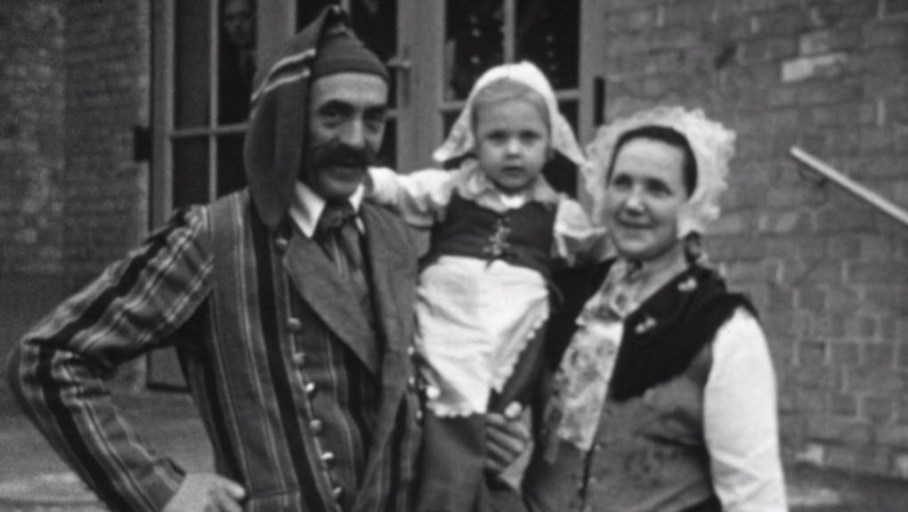 Dansk Film Revy 1936/A